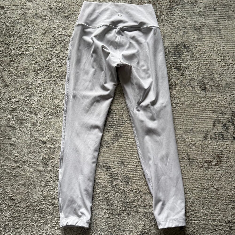 Lululemon Wunder Under High Rise 25" White Leggings Size 6